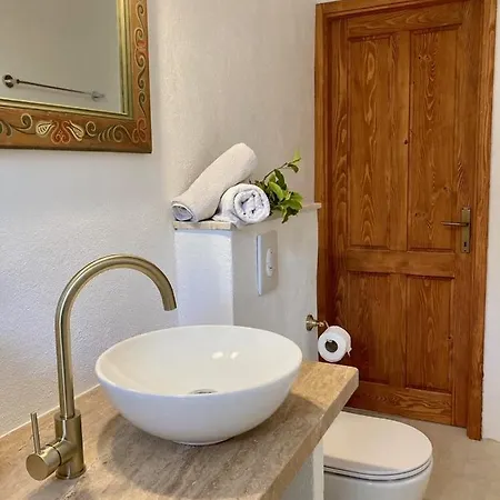 Apartment Mimoza Komiza