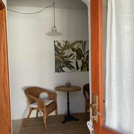 Apartment Mimoza Komiza