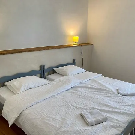 Apartment Mimoza *